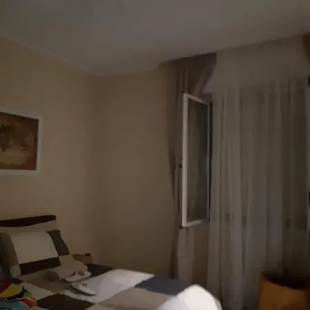 Iris Luxury Apartment *